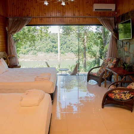 Tupa Lodge Puerto Iguazú Buitenkant foto