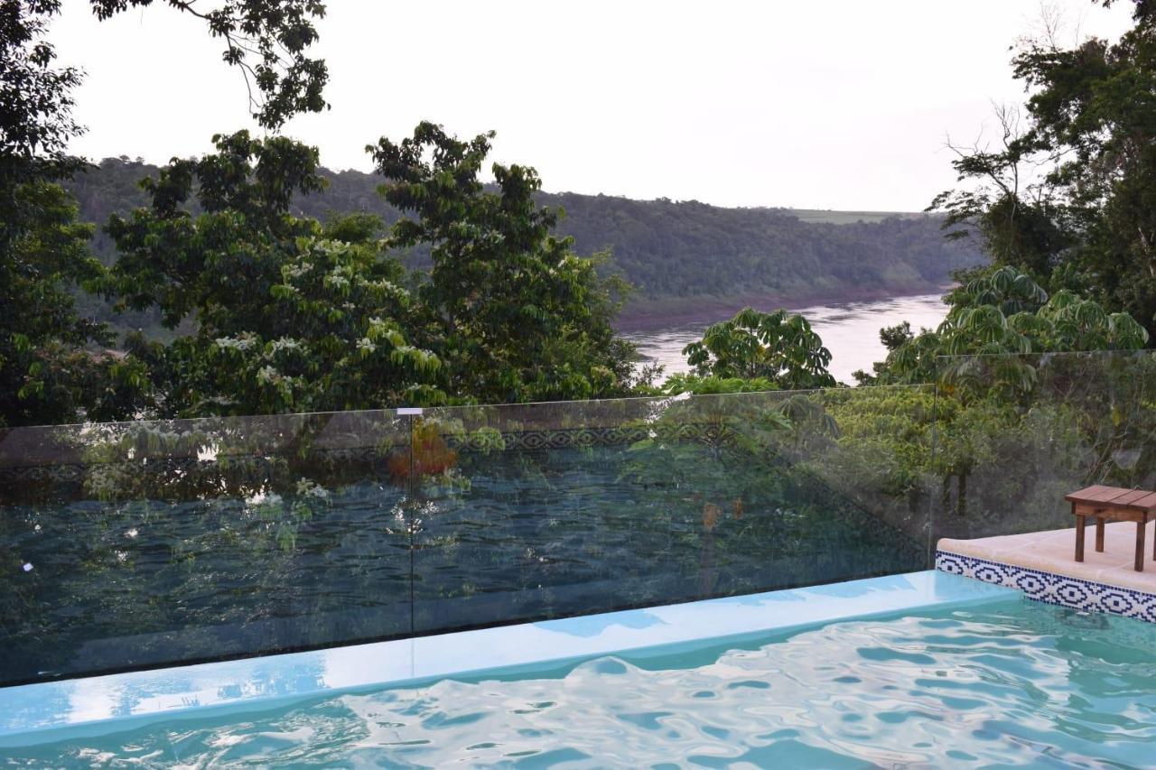 Tupa Lodge Puerto Iguazú Buitenkant foto