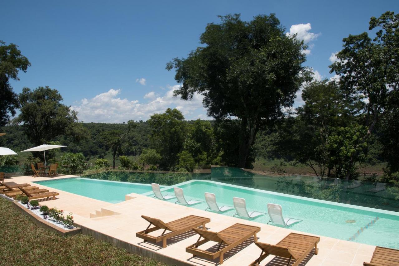 Tupa Lodge Puerto Iguazú Buitenkant foto